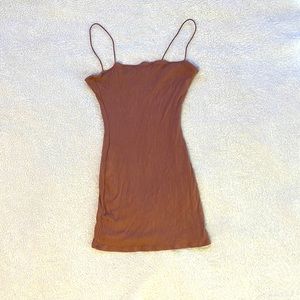 DARK PINK WOMENS WINDSOR MINI DRESS. MEDIUM.
